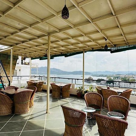 Maa Ji House On Lake Pichola อุเดเปอร์ ภายนอก รูปภาพ